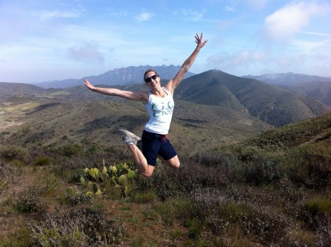 kimberly-jumps-malibu-hike-two